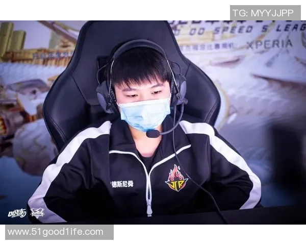 职业联赛分析：RNG展现出卓越的战术灵活性与团队协作能力